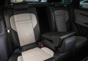 Подержанный автомобиль Land Rover Range Rover Evoque 2019 года (30 фото)