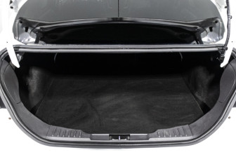 Подержанный автомобиль Ford Focus Sedan 2012 года (18 фото)