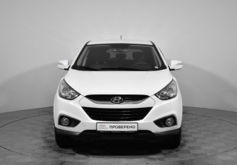 Подержанный автомобиль Hyundai ix35 2012 года (2 фото)