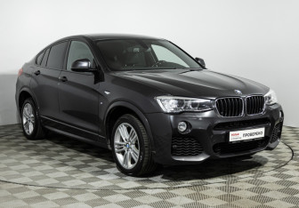 Подержанный автомобиль BMW X4 2016 года (3 фото)