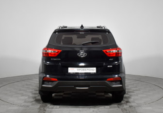 Подержанный автомобиль Hyundai Creta 2019 года (6 фото)