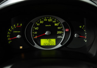 Подержанный автомобиль Hyundai Tucson 2008 года (12 фото)