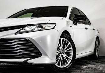 Подержанный автомобиль Toyota Camry Sedan 2020 года (2 фото)