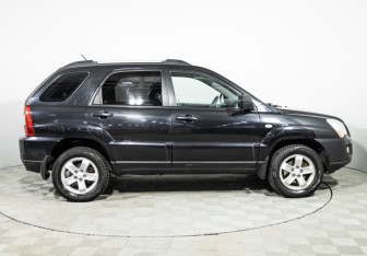 Подержанный автомобиль Kia Sportage 2009 года (4 фото)