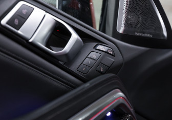 Подержанный автомобиль BMW X6 M 2021 года (29 фото)