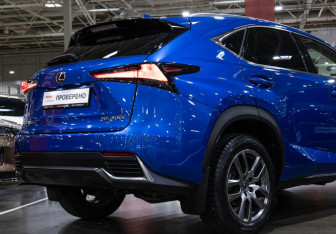 Подержанный автомобиль Lexus NX 2019 года (8 фото)