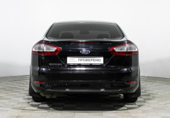 Подержанный автомобиль Ford Mondeo Sedan 2011 года (6 фото)