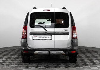 Подержанный автомобиль LADA (ВАЗ) Largus Wagon 2018 года (6 фото)