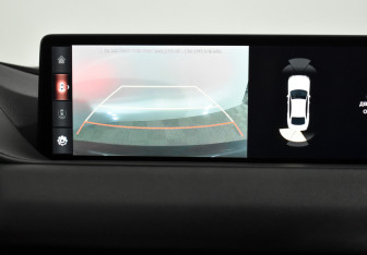 Подержанный автомобиль Genesis G80 2021 года (21 фото)