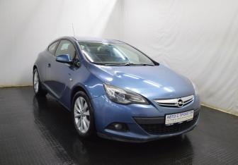 Подержанный автомобиль Opel Astra Hatchback 2014 года (3 фото)