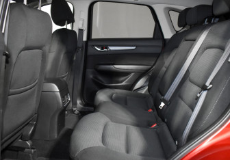 Подержанный автомобиль Mazda CX-5 2017 года (12 фото)