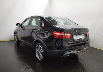 Подержанный автомобиль LADA (ВАЗ) Vesta Sedan 2019 года (7 фото)