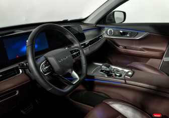 Подержанный автомобиль Chery Tiggo 8 Pro Max 2023 года (9 фото)
