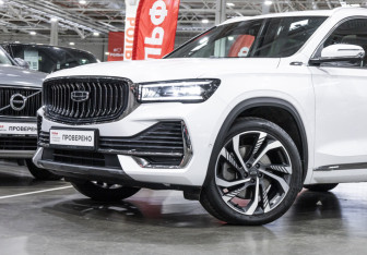 Подержанный автомобиль Geely Monjaro 2023 года (2 фото)