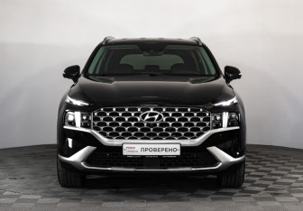 Подержанный автомобиль Hyundai Santa Fe 2021 года (3 фото)