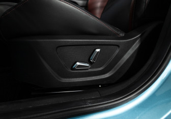 Подержанный автомобиль Geely Coolray 2023 года (25 фото)
