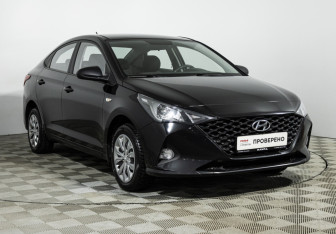 Подержанный автомобиль Hyundai Solaris Sedan 2021 года (3 фото)