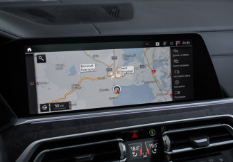 Подержанный автомобиль BMW X7 2021 года (16 фото)