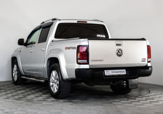 Подержанный автомобиль Volkswagen Amarok 2013 года (7 фото)
