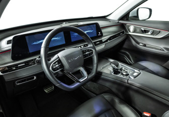 Подержанный автомобиль Chery Tiggo 8 Pro Max 2023 года (11 фото)