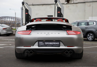 Подержанный автомобиль Porsche 911 Convertible 2013 года (14 фото)
