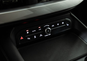 Подержанный автомобиль Haval F7x 2022 года (18 фото)