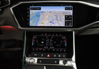 Подержанный автомобиль Audi A7 2018 года (19 фото)