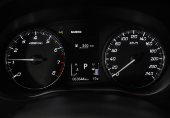 Подержанный автомобиль Mitsubishi Outlander 2021 года (13 фото)