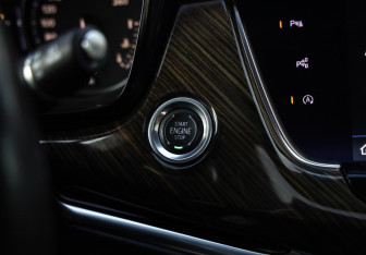 Подержанный автомобиль Cadillac XT6 2020 года (19 фото)