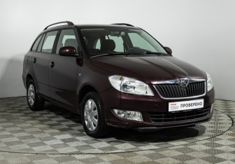 Подержанный автомобиль Skoda Fabia Wagon 2013 года (3 фото)