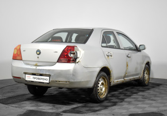 Подержанный автомобиль Geely MK 2008 года (5 фото)
