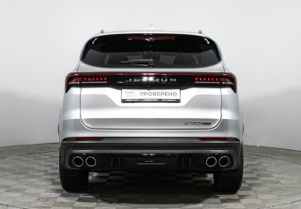 Подержанный автомобиль Jetour X70 Plus 2024 года (6 фото)