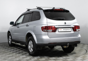Подержанный автомобиль SsangYong Kyron 2014 года (7 фото)