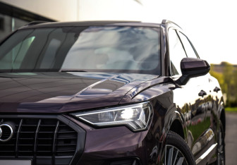 Подержанный автомобиль Audi Q3 2020 года (2 фото)