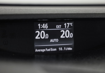 Подержанный автомобиль Toyota Venza 2014 года (15 фото)