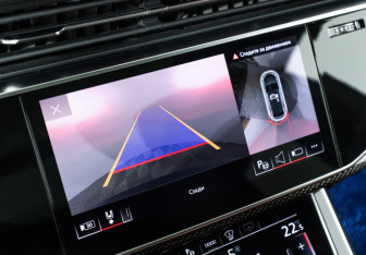 Подержанный автомобиль Audi SQ8 2021 года (18 фото)