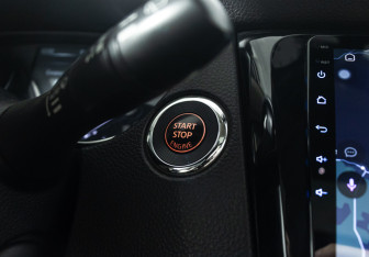 Подержанный автомобиль Nissan X-Trail 2017 года (18 фото)