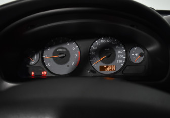 Подержанный автомобиль Nissan Almera Classic 2011 года (13 фото)