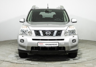 Подержанный автомобиль Nissan X-Trail 2008 года (2 фото)