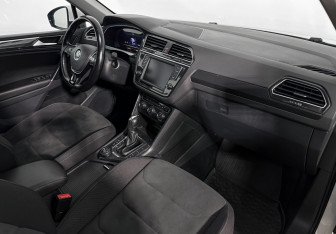 Подержанный автомобиль Volkswagen Tiguan 2017 года (14 фото)