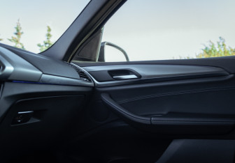 Подержанный автомобиль BMW X3 2018 года (31 фото)