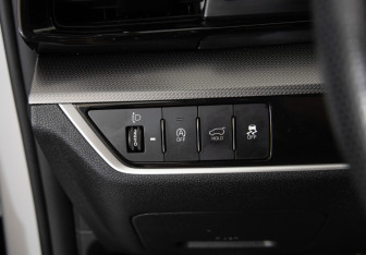 Подержанный автомобиль Kia Sportage 2023 года (19 фото)