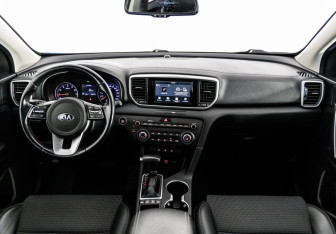 Подержанный автомобиль Kia Sportage 2019 года (10 фото)