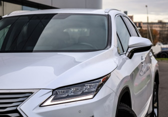 Подержанный автомобиль Lexus RX 2018 года (2 фото)