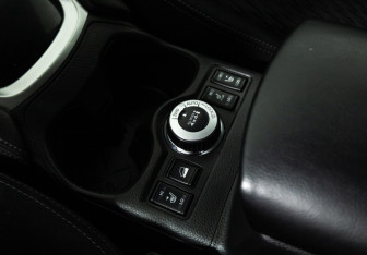 Подержанный автомобиль Nissan X-Trail 2019 года (18 фото)