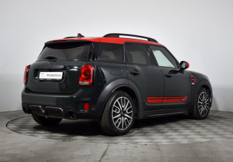 Подержанный автомобиль MINI Countryman 2017 года (5 фото)