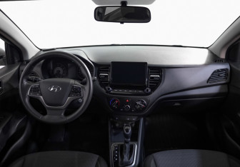 Подержанный автомобиль Hyundai Solaris Sedan 2020 года (8 фото)