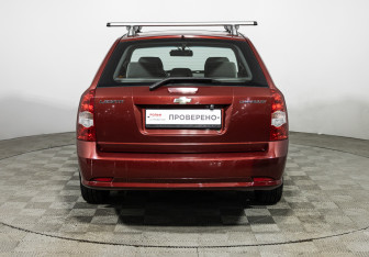 Подержанный автомобиль Chevrolet Lacetti Wagon 2008 года (6 фото)