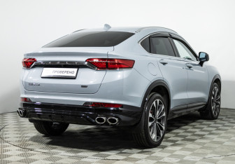 Подержанный автомобиль Geely Tugella 2023 года (5 фото)