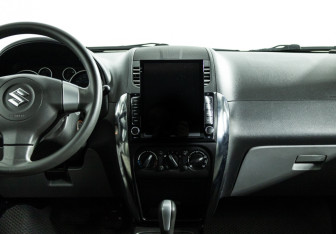 Подержанный автомобиль Suzuki SX4 Hatchback 2014 года (14 фото)